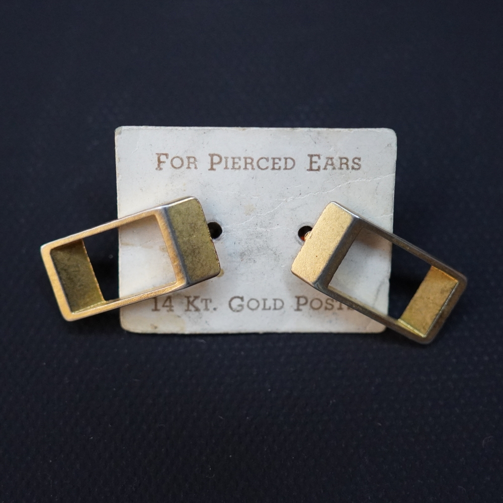 Vintage Geometric Dangle Earrings – 14K Gold Posts